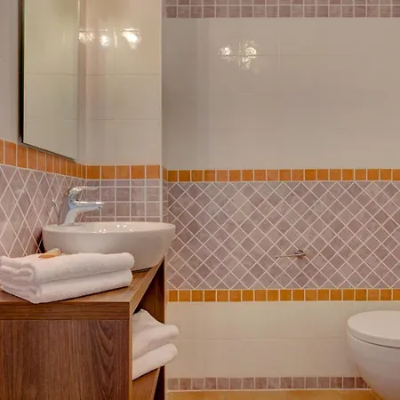 לינה וארוחת בוקר Il Casale Bolgherese *